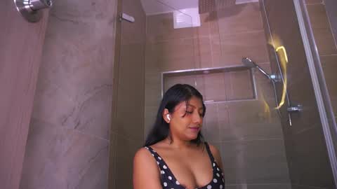 Snapshot of katnees_correa chatting on February 16, 2026, 6:42 am Follow me on instagram and twitter as correaktnees online show from February 16, 2026, 6:42 am