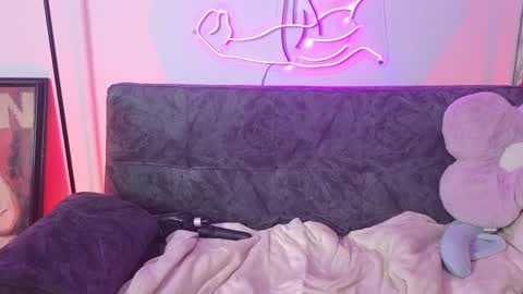 Katrin online show from February 27, 2025, 1:05 am