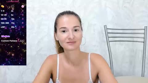 Snapshot of katrin_brook chatting on September 21, 2025, 2:35 am Katrin Brook online show from September 21, 2025, 2:35 am