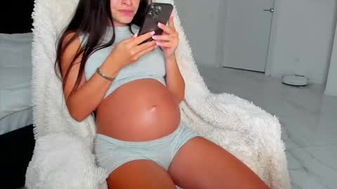 Katrin online show from October 19, 2025, 12:06 pm