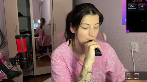   naked in pvt show 100 tk online show from January 12, 2025, 12:55 pm