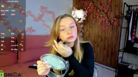 Snapshot of katrina_bail chatting on November 3, 2025, 1:08 am Katrina Bail online show from November 3, 2025, 1:08 am