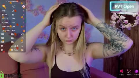 Snapshot of katrina_bail chatting on November 22, 2025, 1:15 am Katrina Bail online show from November 22, 2025, 1:15 am