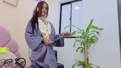 katrina_blaze online show from June 28, 2026, 10:43 am