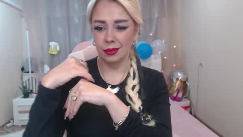 Snapshot of katrinacharm chatting on September 25, 2025, 6:17 am katrinacharm online show from September 25, 2025, 6:17 am