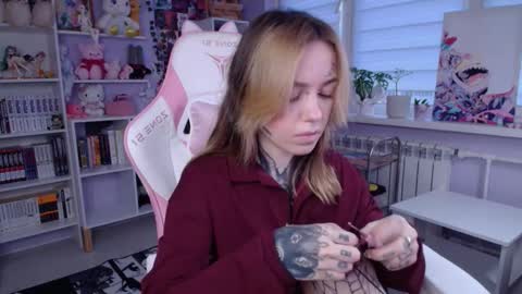 Katrin online show from October 16, 2025, 1:45 pm