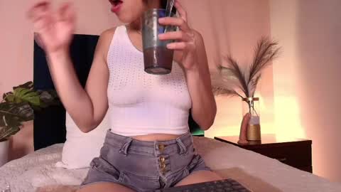 Snapshot of katrionanyx chatting on April 30, 2026, 9:41 pm Katriona Nyx online show from April 30, 2026, 9:41 pm
