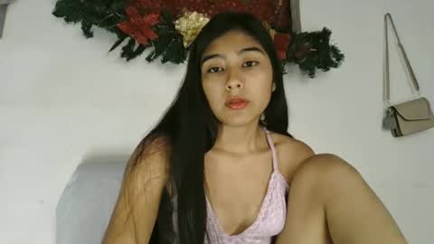 Snapshot of katrushca24 chatting on December 23, 2024, 3:44 pm kat online show from December 23, 2024, 3:44 pm