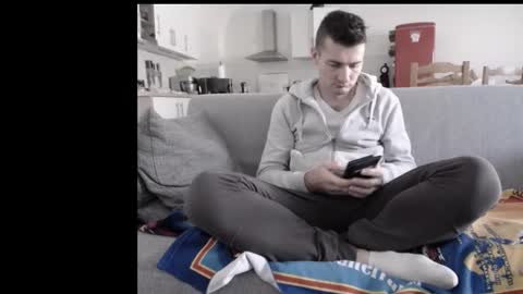 Snapshot of katsufr chatting on October 17, 2025, 11:13 am demyx online show from October 17, 2025, 11:13 am