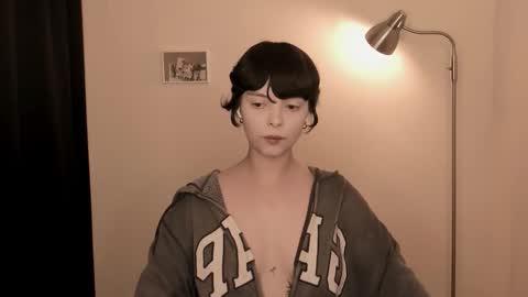 katsuro online show from November 12, 2025, 9:36 pm