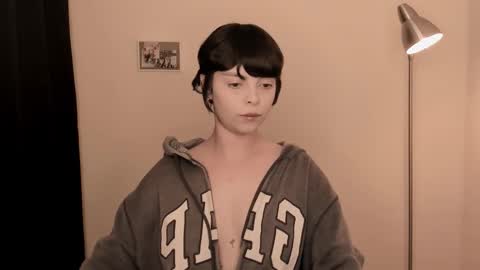 katsuro online show from November 17, 2025, 10:04 pm