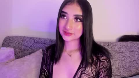 Kat  online show from May 13, 2026, 11:33 pm