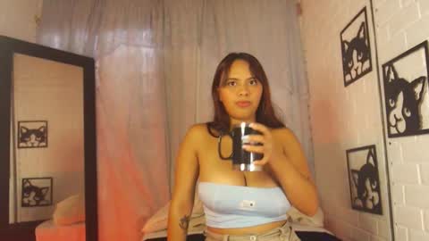 kattia online show from March 6, 2025, 8:37 pm