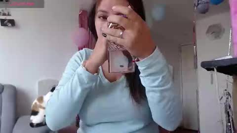 Snapshot of kattie_love chatting on February 3, 2025, 8:57 pm kattie online show from February 3, 2025, 8:57 pm