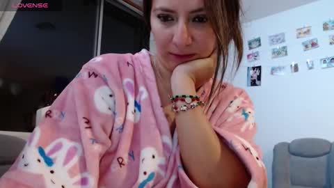 Snapshot of kattie_love chatting on February 22, 2025, 10:07 am kattie online show from February 22, 2025, 10:07 am