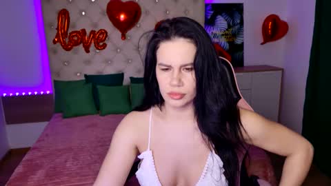 KattieSims online show from February 6, 2025, 4:21 am