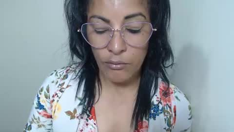 Snapshot of kattleyagray chatting on July 6, 2026, 9:28 pm KattleyaGrey online show from July 6, 2026, 9:28 pm