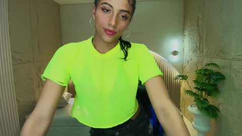 Katty  online show from September 12, 2025, 8:31 pm