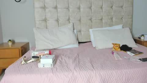 Snapshot of katty_cute19 chatting on April 2, 2026, 1:20 pm katty_cute19 online show from April 2, 2026, 1:20 pm