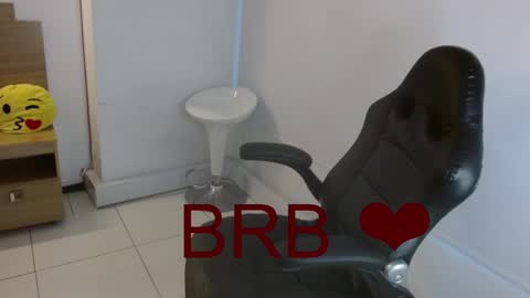katty_love01 online show from February 25, 2025, 5:15 pm
