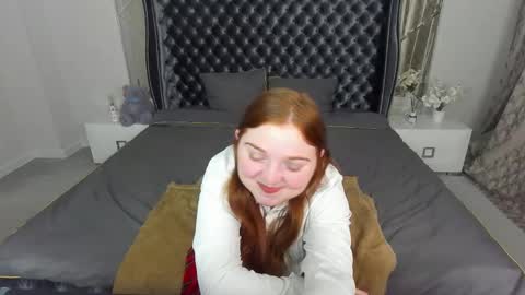 Snapshot of katty_rose8 chatting on October 10, 2025, 5:39 am Katty online show from October 10, 2025, 5:39 am