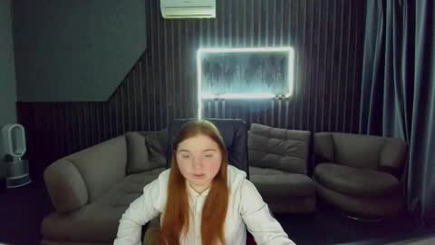 Snapshot of katty_rose8 chatting on October 14, 2025, 5:41 am Katty online show from October 14, 2025, 5:41 am