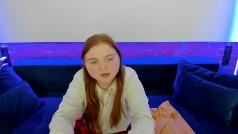 Snapshot of katty_rose8 chatting on October 15, 2025, 6:02 am Katty online show from October 15, 2025, 6:02 am