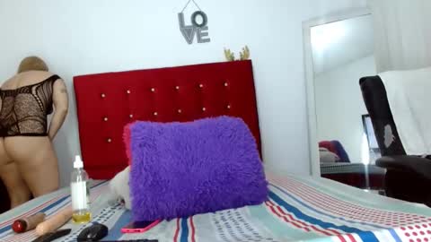 kattysex74 online show from December 8, 2024, 2:52 pm