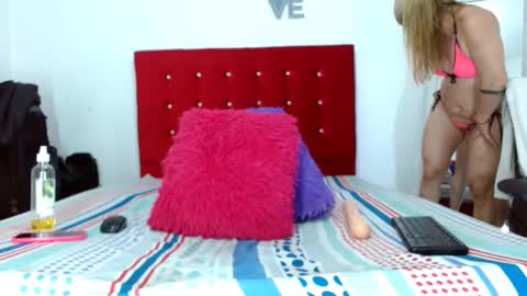 kattysex74 online show from December 22, 2024, 3:44 pm