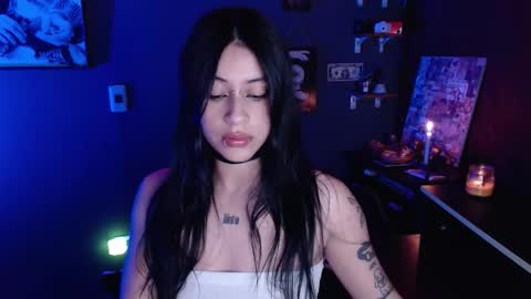      online show from October 26, 2025, 10:47 pm