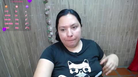 Snapshot of katy2425 chatting on October 6, 2025, 4:43 am Katy online show from October 6, 2025, 4:43 am