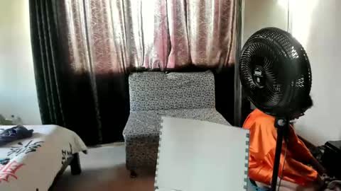 Snapshot of katy_bello chatting on April 28, 2026, 9:20 pm katy online show from April 28, 2026, 9:20 pm