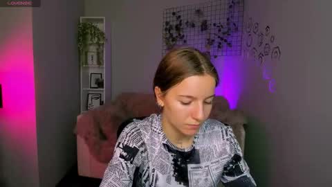 Kate online show from October 6, 2025, 9:40 am