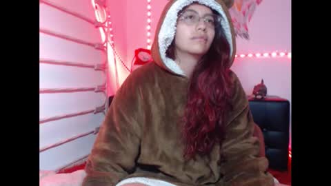 Snapshot of katy_queen chatting on October 15, 2025, 5:18 am Katy online show from October 15, 2025, 5:18 am