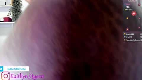 Kaitllyn Queen online show from May 7, 2026, 3:56 am