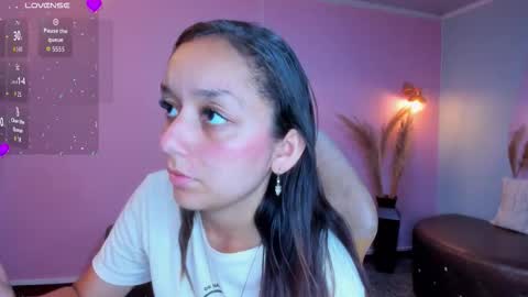 Katy online show from November 8, 2025, 6:18 pm