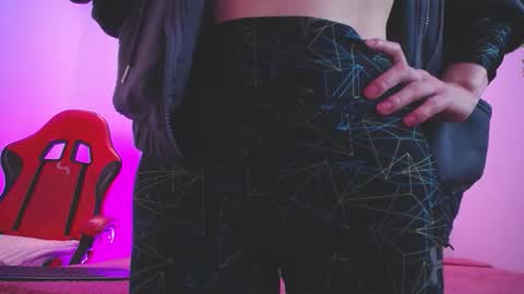 Katy Van online show from November 22, 2025, 8:52 pm