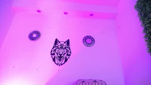 Katy Van online show from November 26, 2025, 9:27 pm