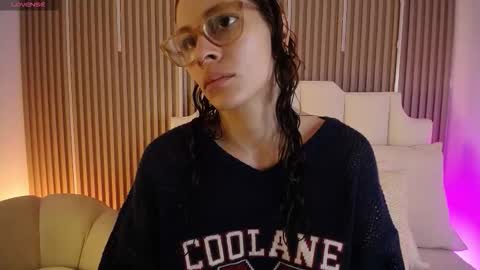 Snapshot of katy_van chatting on March 26, 2026, 8:25 pm Katy Van online show from March 26, 2026, 8:25 pm