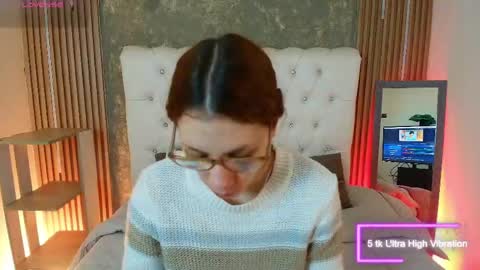 Snapshot of katy_van chatting on April 24, 2026, 1:02 pm Katy Van online show from April 24, 2026, 1:02 pm