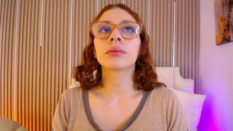 Snapshot of katy_van chatting on April 27, 2026, 9:02 pm Katy Van online show from April 27, 2026, 9:02 pm