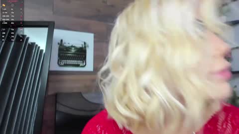 Snapshot of katyablonding chatting on February 4, 2025, 1:06 pm salo  online show from February 4, 2025, 1:06 pm