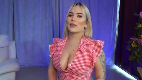 Snapshot of katyablonding chatting on March 5, 2025, 1:50 pm salo  online show from March 5, 2025, 1:50 pm