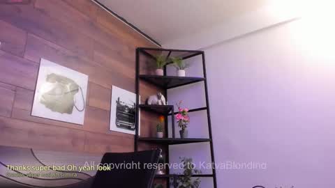 Snapshot of katyablonding chatting on October 18, 2025, 2:07 pm salo  online show from October 18, 2025, 2:07 pm