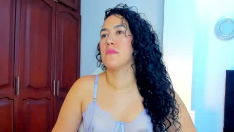 KATYAJHONSS online show from January 14, 2025, 10:55 pm
