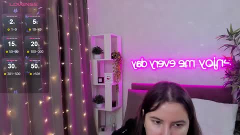 Kate online show from November 26, 2025, 3:18 am