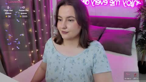 Kate online show from December 4, 2025, 6:44 am