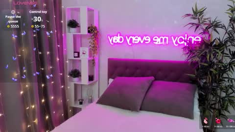 Kate online show from January 11, 2026, 5:12 am