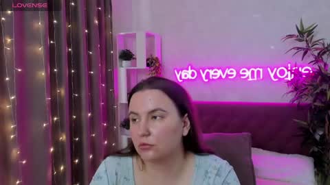 Kate online show from May 1, 2026, 7:13 am
