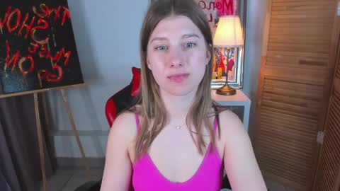 katymeaw online show from April 6, 2026, 4:46 am